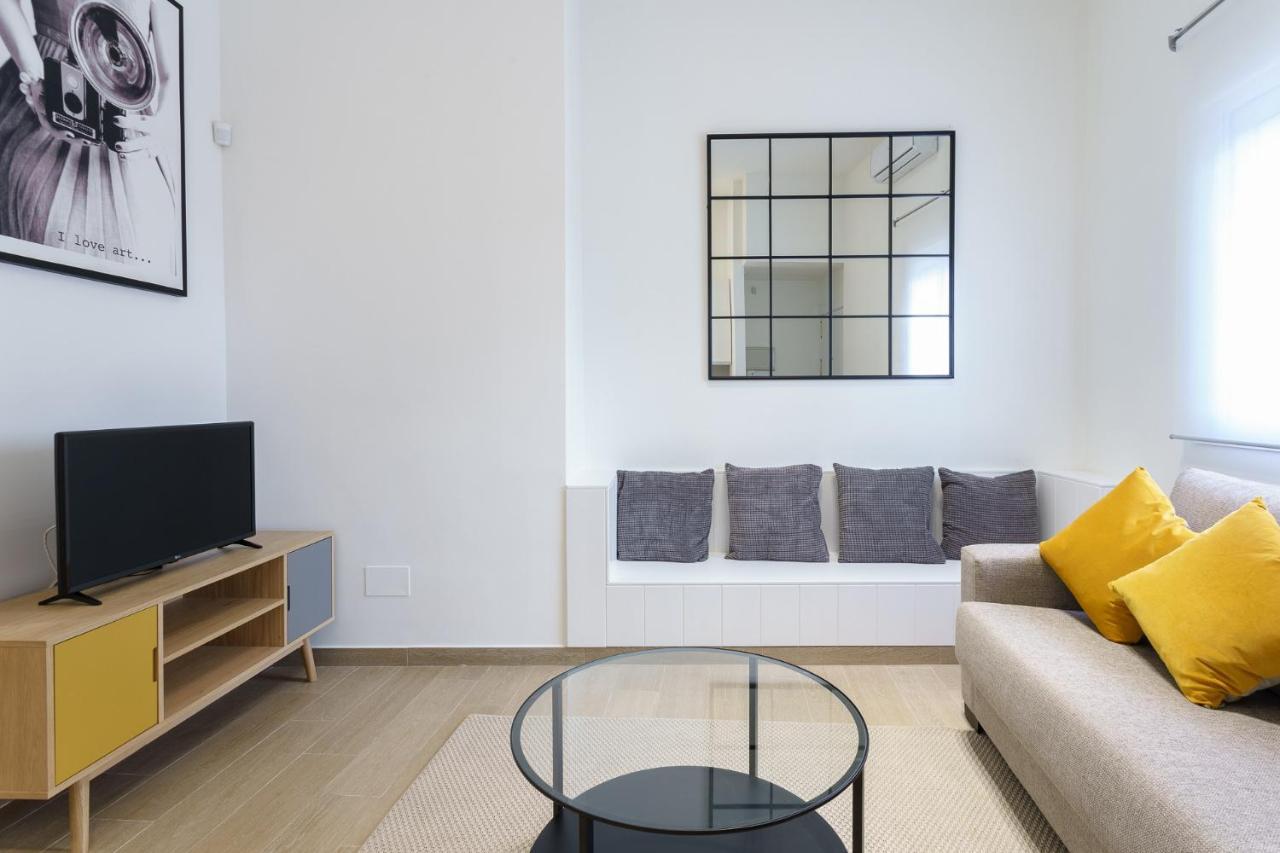 Teatro Suites Malaga Urban Flat Exterior photo